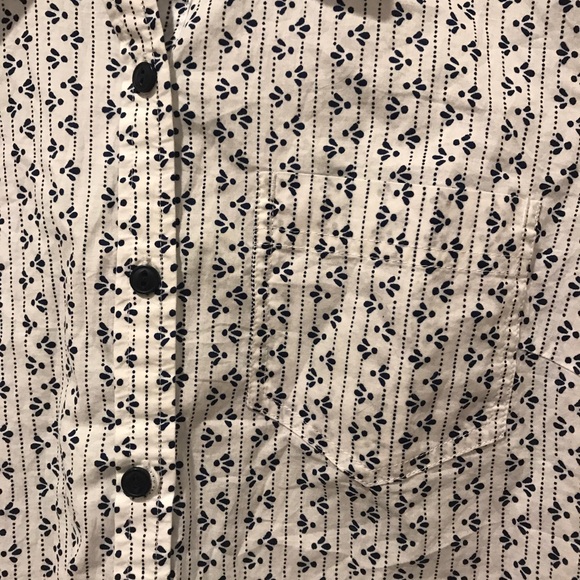 Patagonia button up - Picture 2 of 4